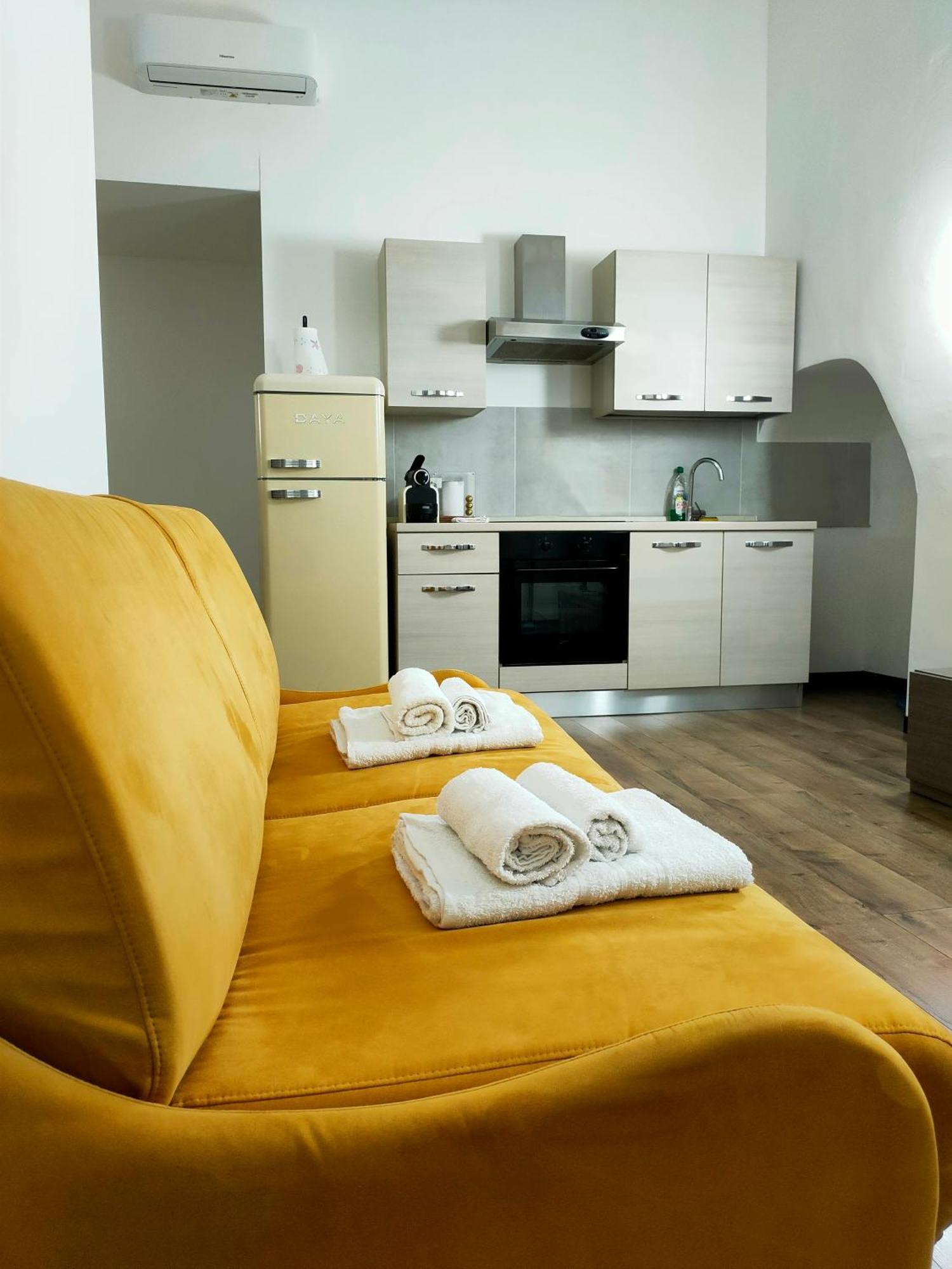 Rooms Ponte Calvi Janov Exteriér fotografie